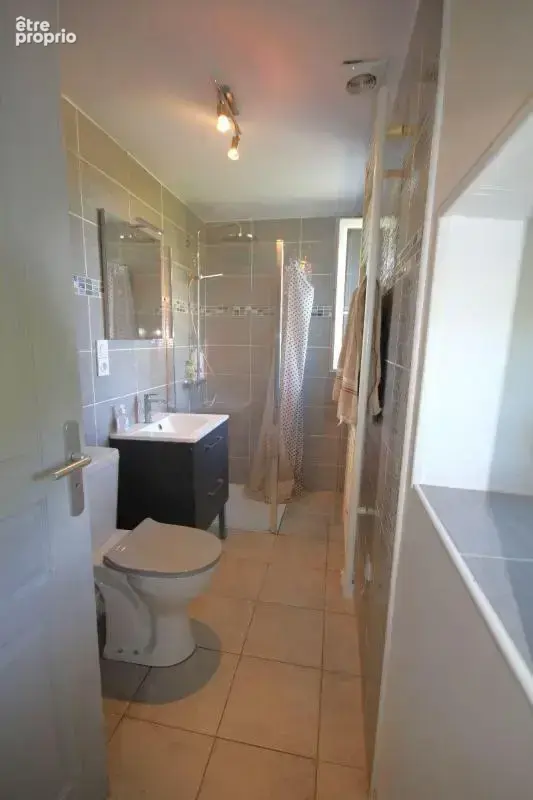 Maison 4 pièces 65 m² à vendre à Lunac (12270) - photo 9