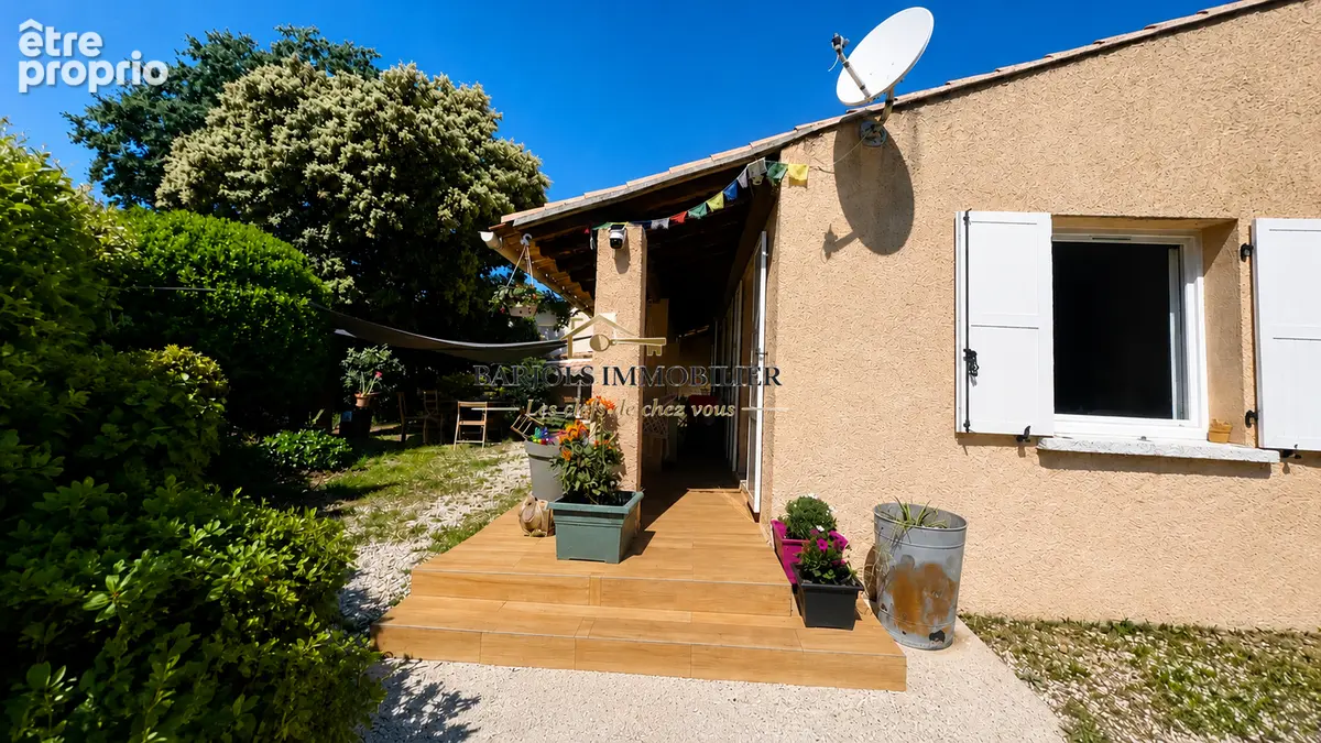 Maison à BESSE-SUR-ISSOLE