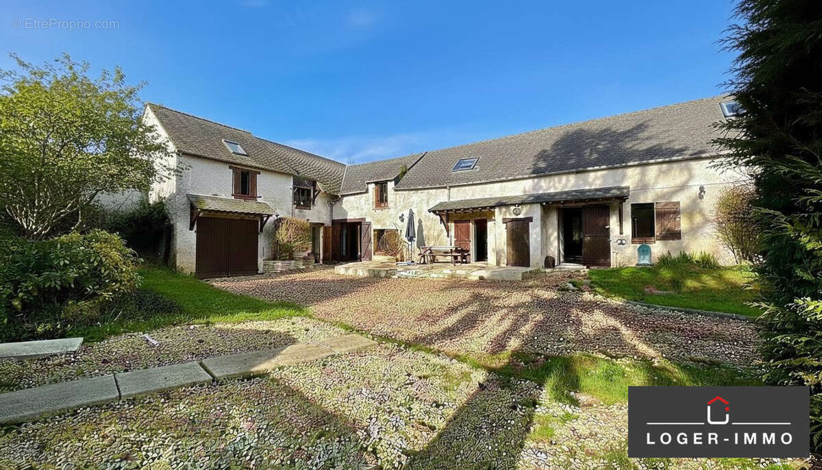 Maison à OUTARVILLE