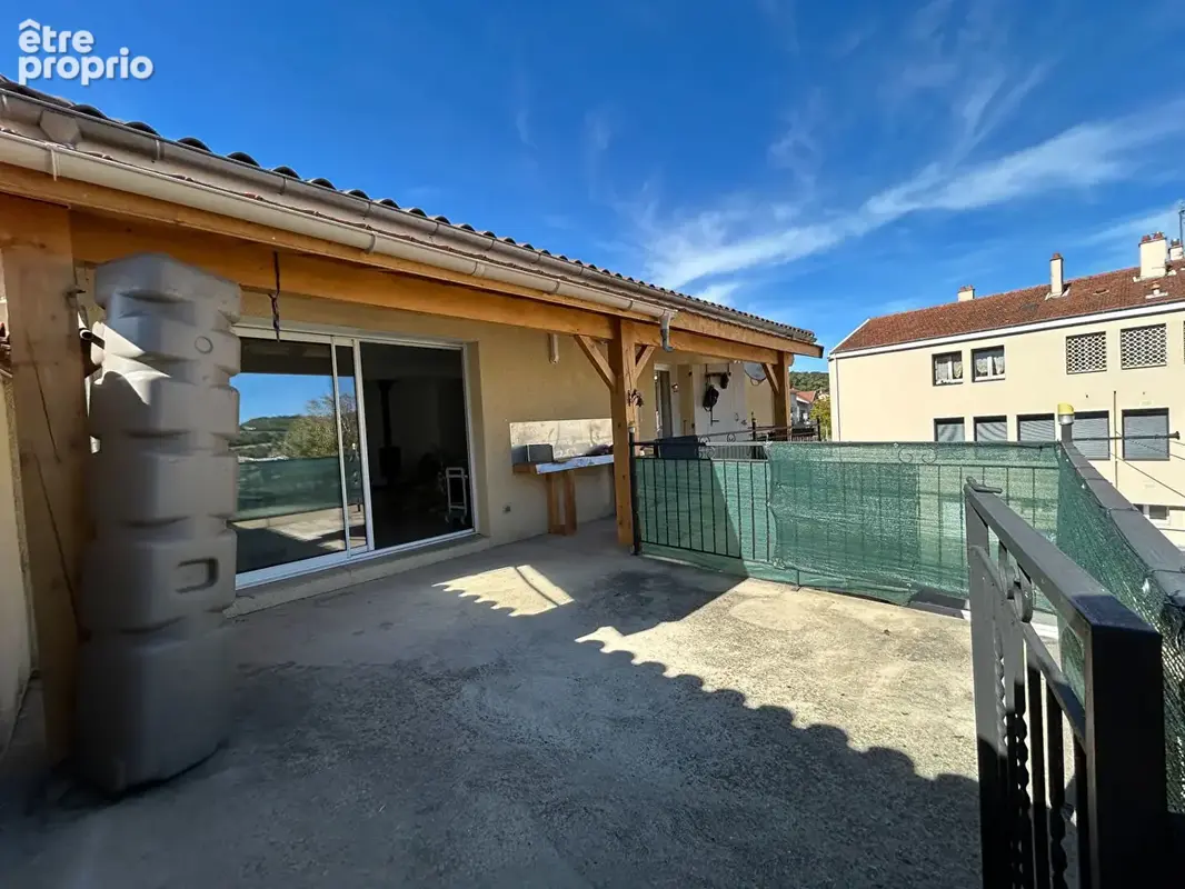 En EXCLUSIVITE !! Appartement 5 chambres, 27m2 de terrasse et 80m2 de cour interieur! - photo 16