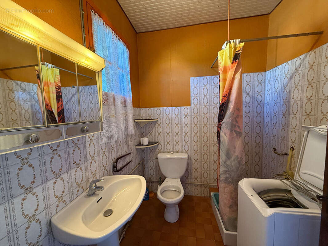 Maison en pierre avec dépendance attenante - photo 13