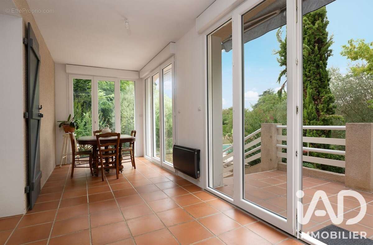 Maison 143 m² à Gaillac  - photo 5