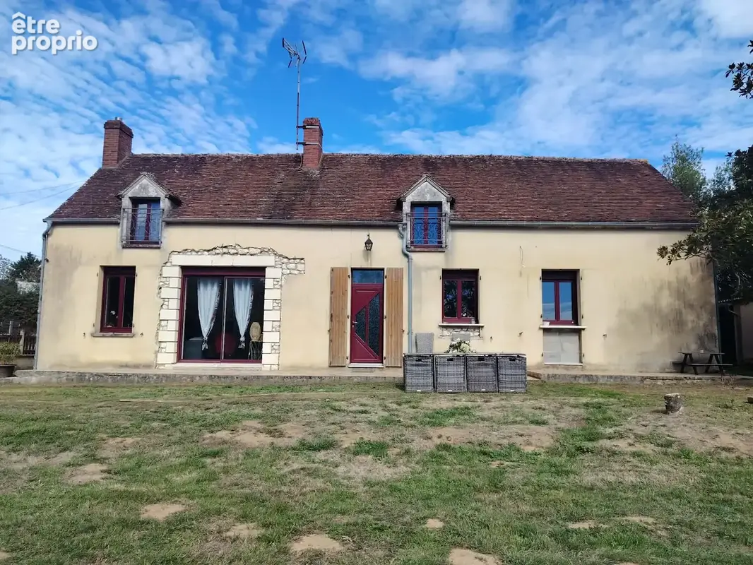 Photo Maison à Saint-Mard-De-Reno au prix de 185 500€