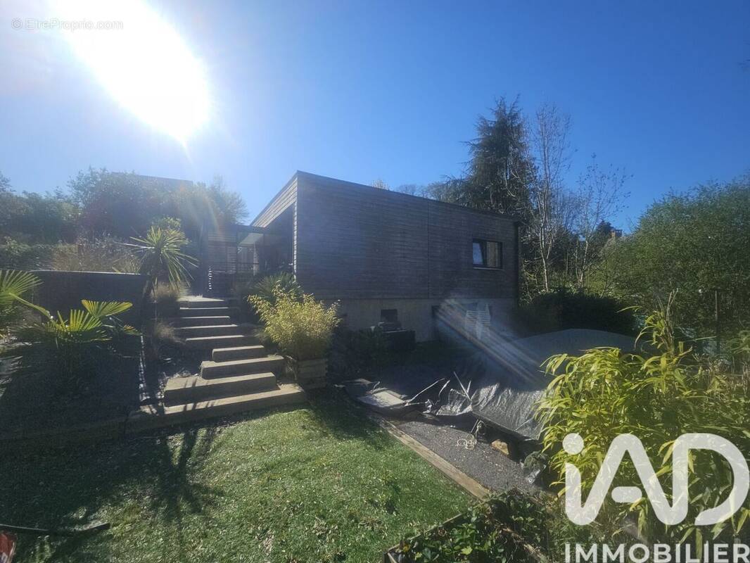 Photo 1 - Maison à MONTIVILLIERS
