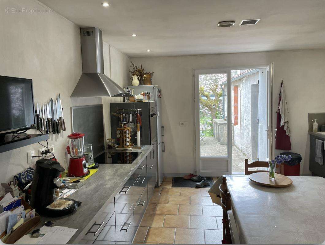 Maison à COMPS