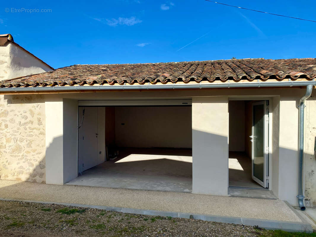 Maison à ILLATS