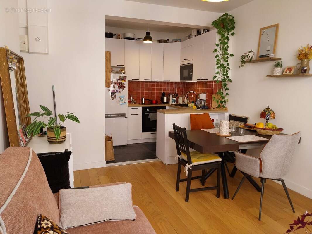 Appartement à PARIS-20E