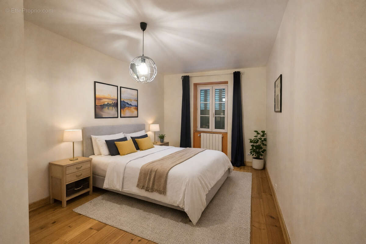 Maison à ROUSSILLON