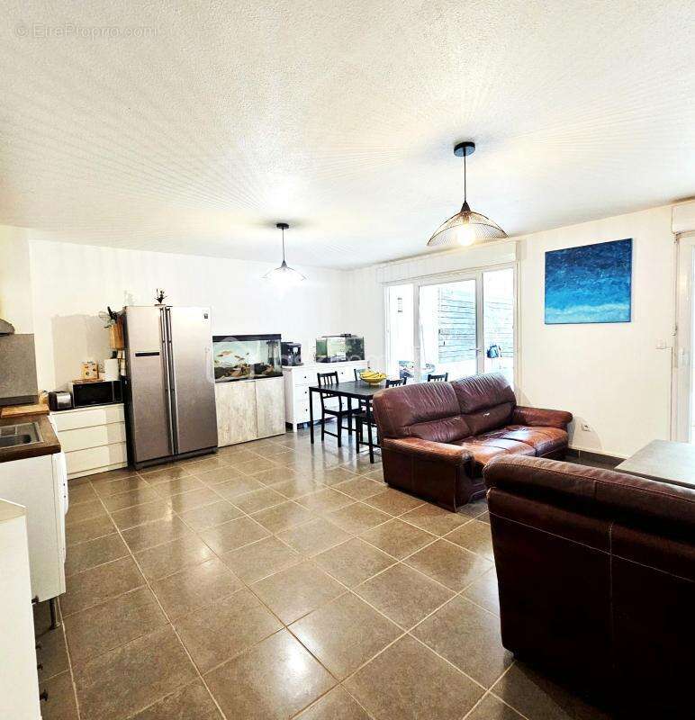Appartement à MARSEILLE-11E
