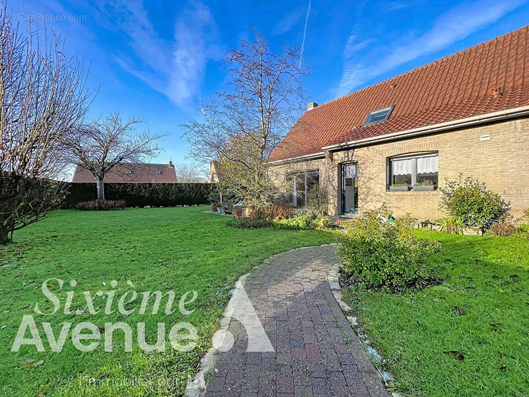 Maison à LOON-PLAGE