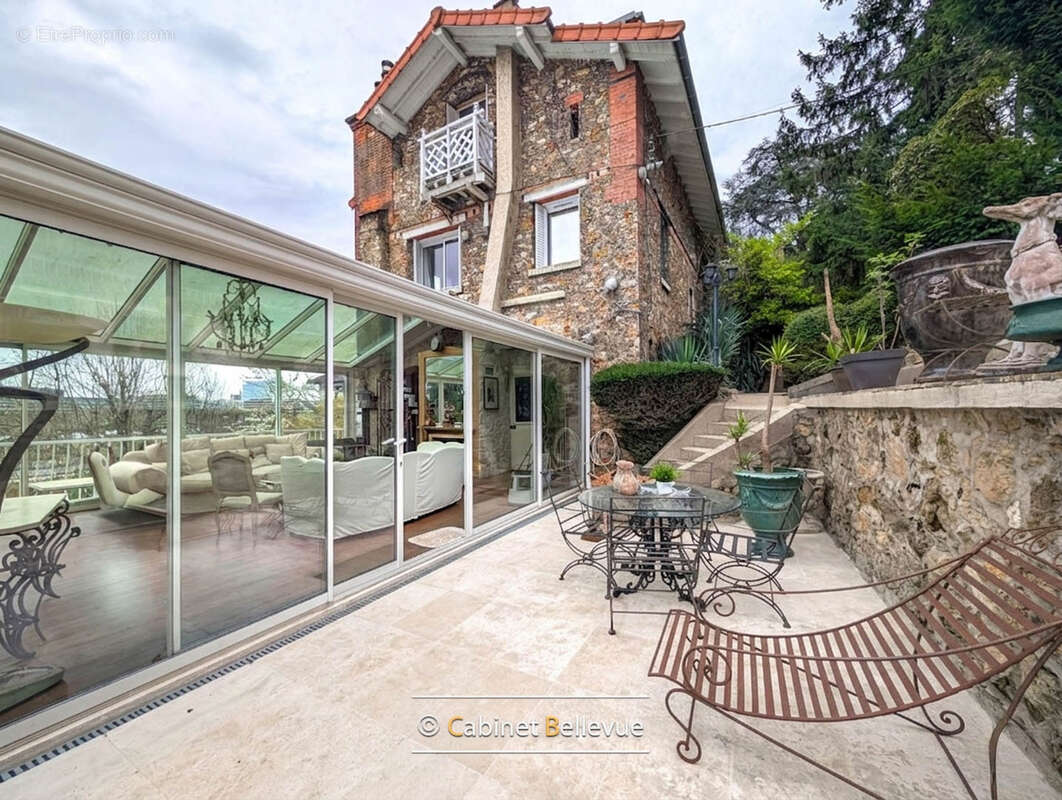 Appartement à SEVRES