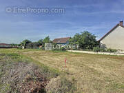 Terrain à CHALONS-EN-CHAMPAGNE