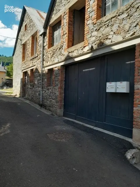 Maison à CONDAT