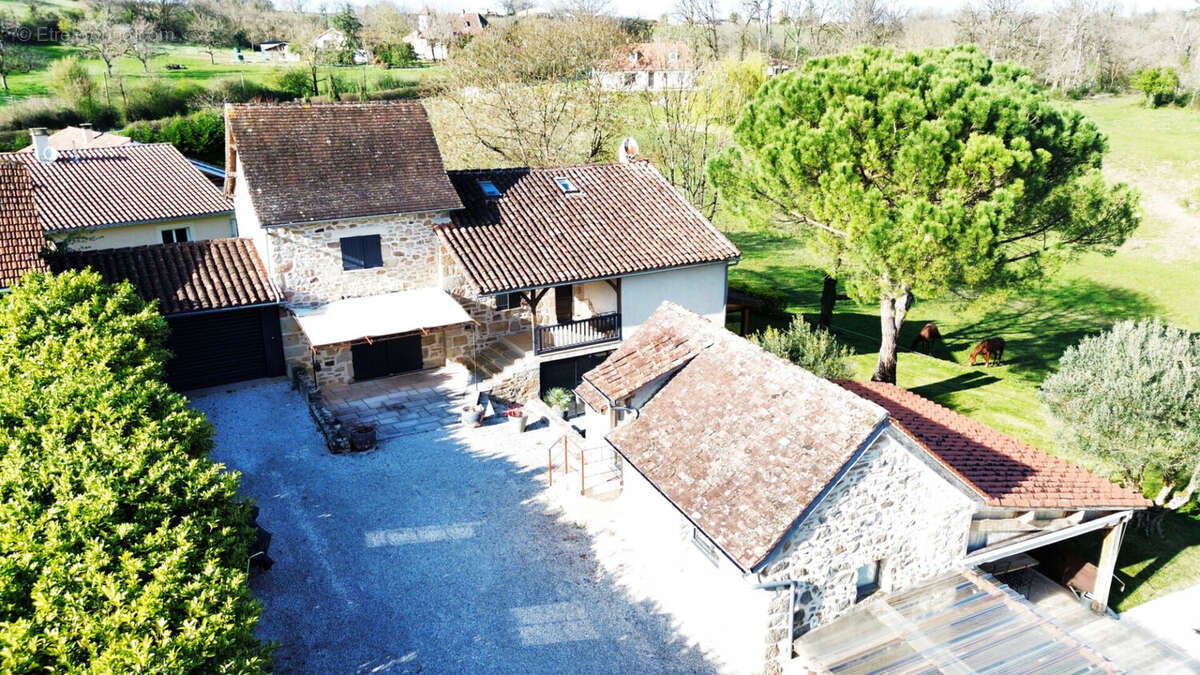 Maison à FIGEAC