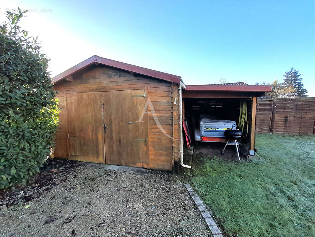 Maison à VILLENEUVE-DE-MARSAN