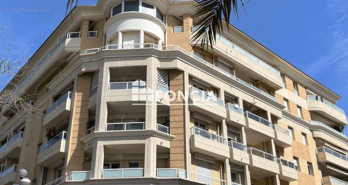 Appartement à CANNES