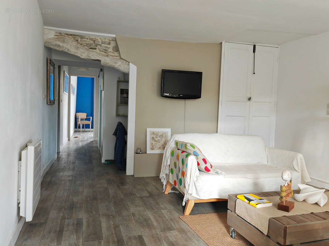 Maison à SAINT-MARTIN-DE-LONDRES