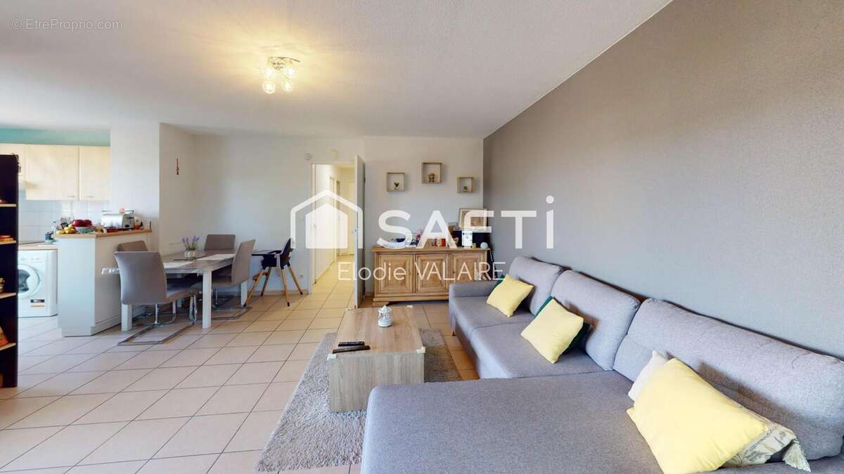 Photo 2 - Appartement à L'ISLE-D'ABEAU