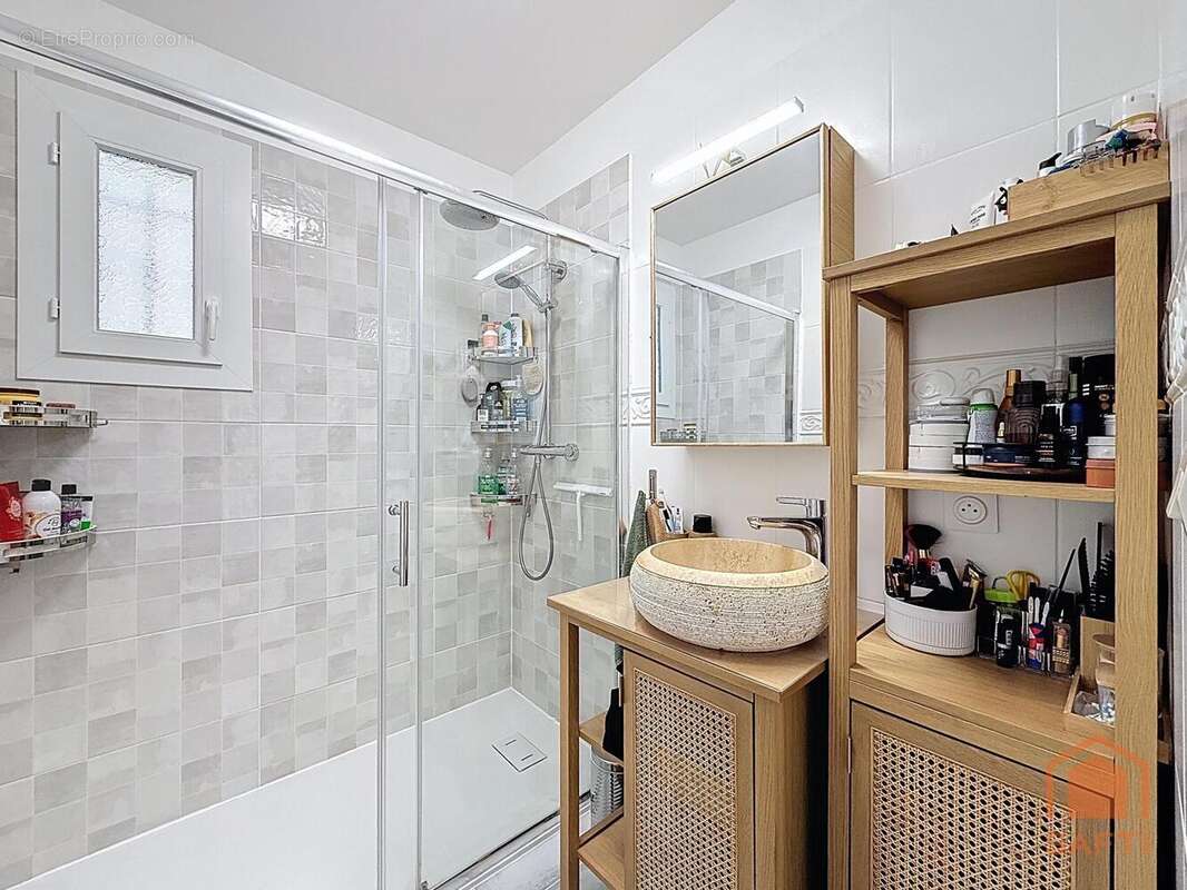 Maison 97 m² à Saint-Martin-De-Bromes  - photo 7