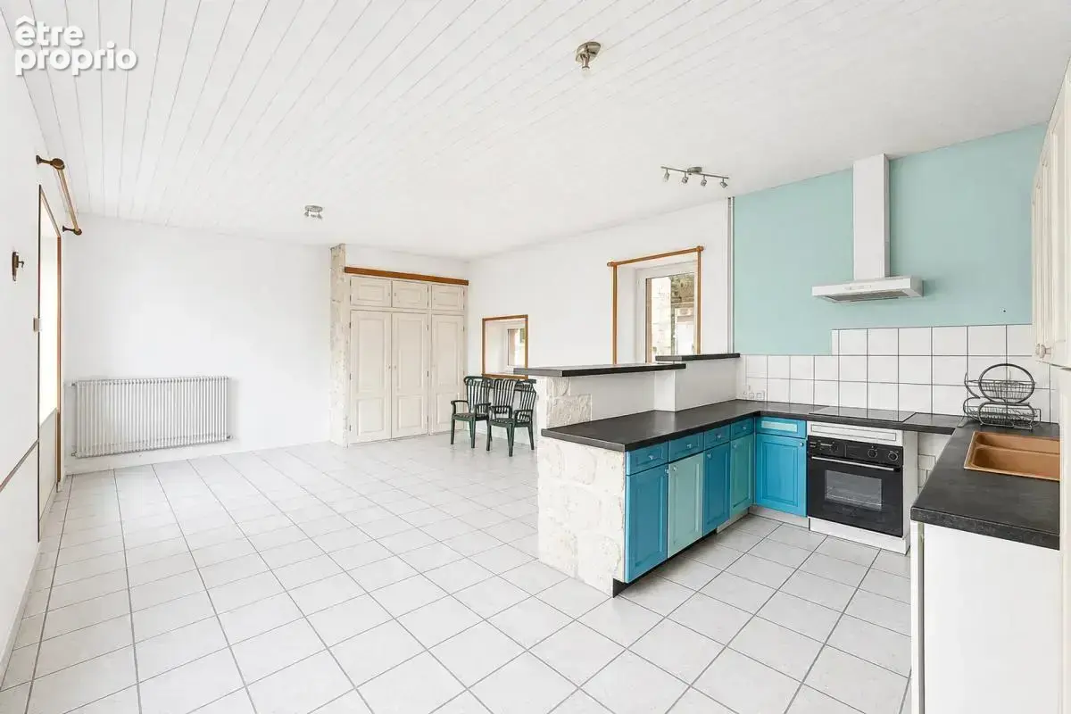 Maison de 4 pièces de 140 m² à Le Pont-de-Beauvoisin - photo 2