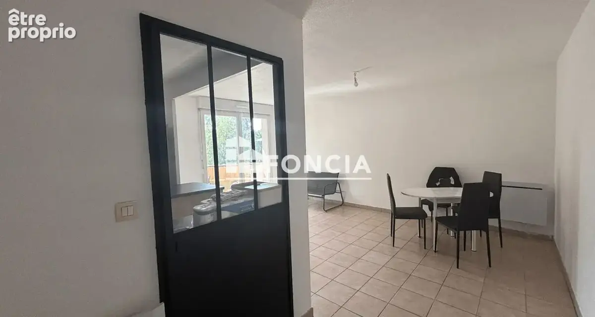 Joli T3 lumineux avec balcon, piscine et 2 places de parking — Agen - photo 2