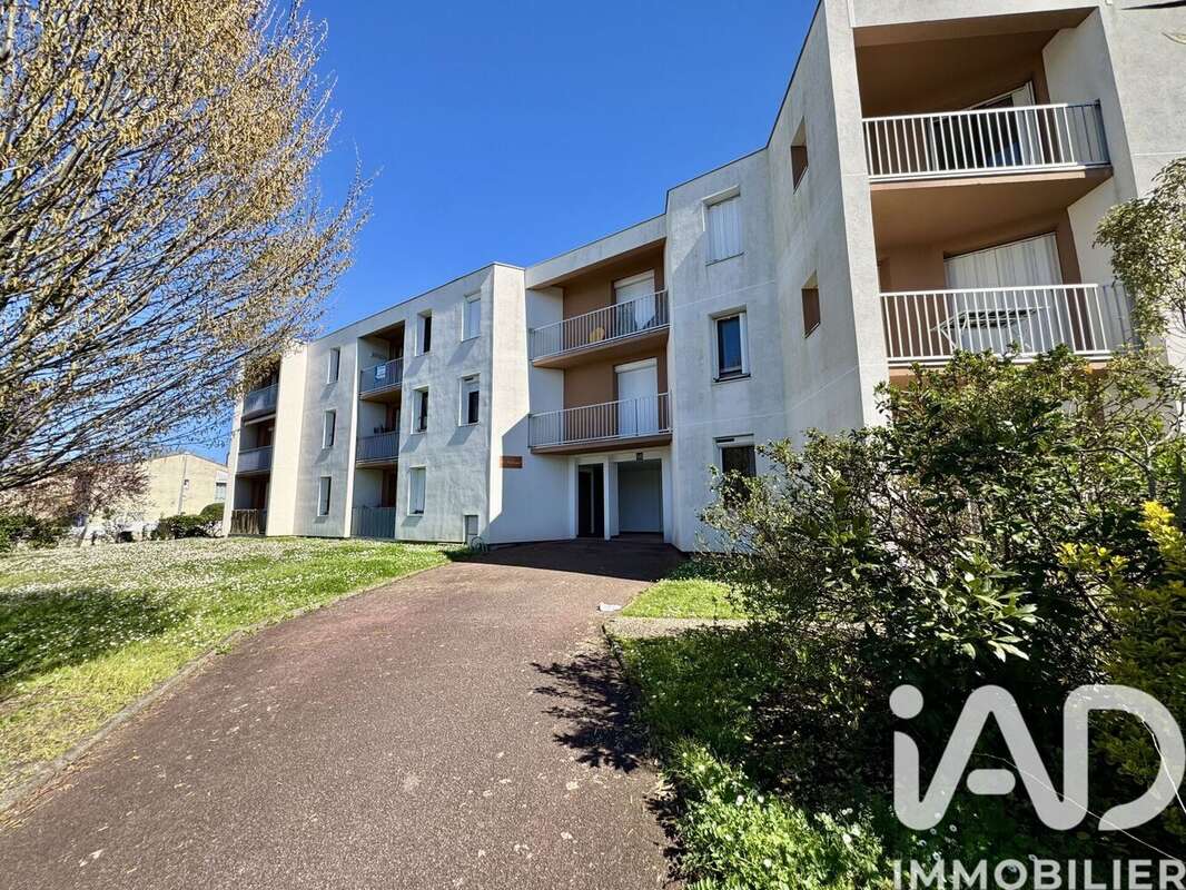 Appartement 40 m² à Talence  - photo 9