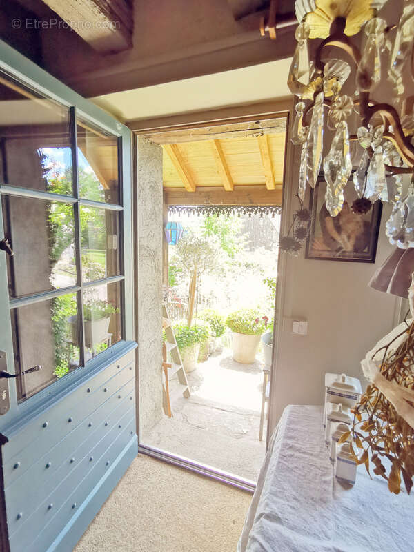 Maison d'artiste avec jardin botanique, source - Terrain 1,6 hectare - photo 31