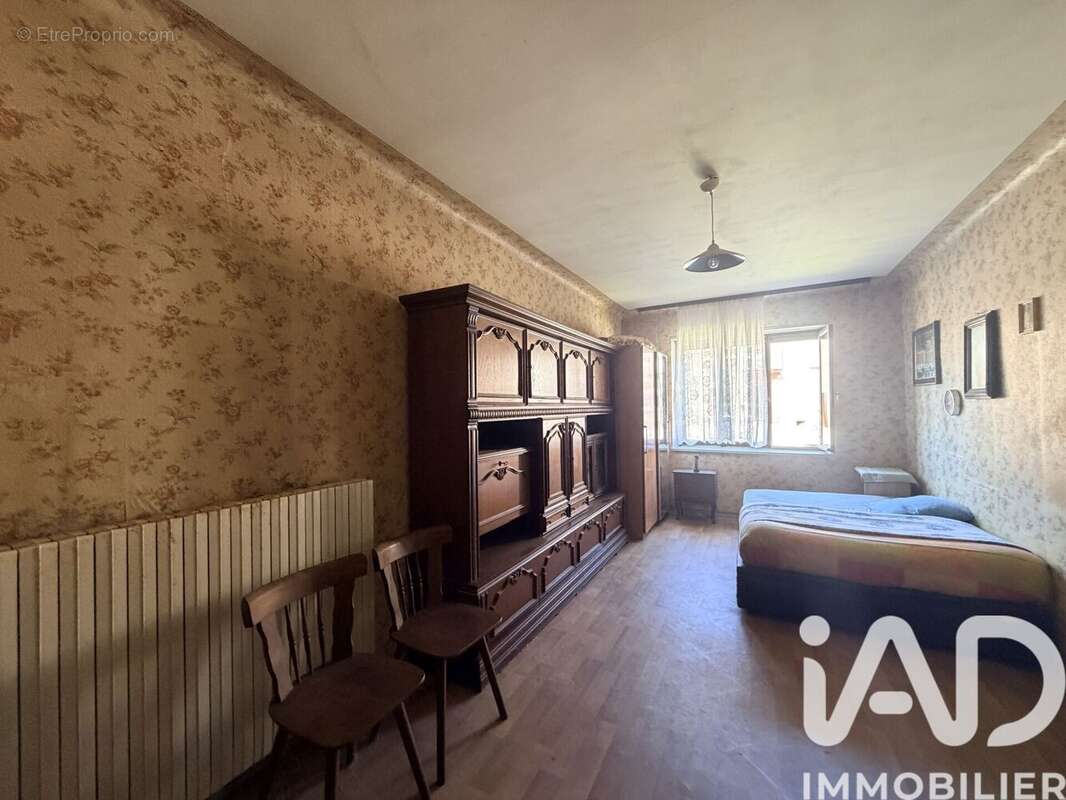 Maison 216 m² à Roupeldange  - photo 7
