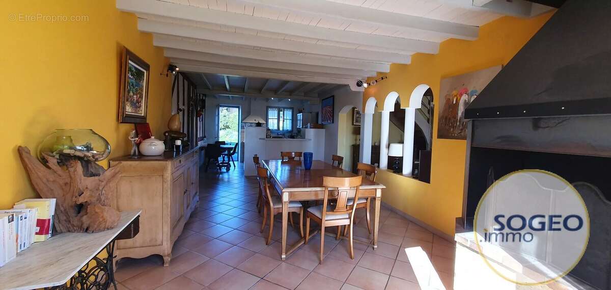 Maison à AMOU