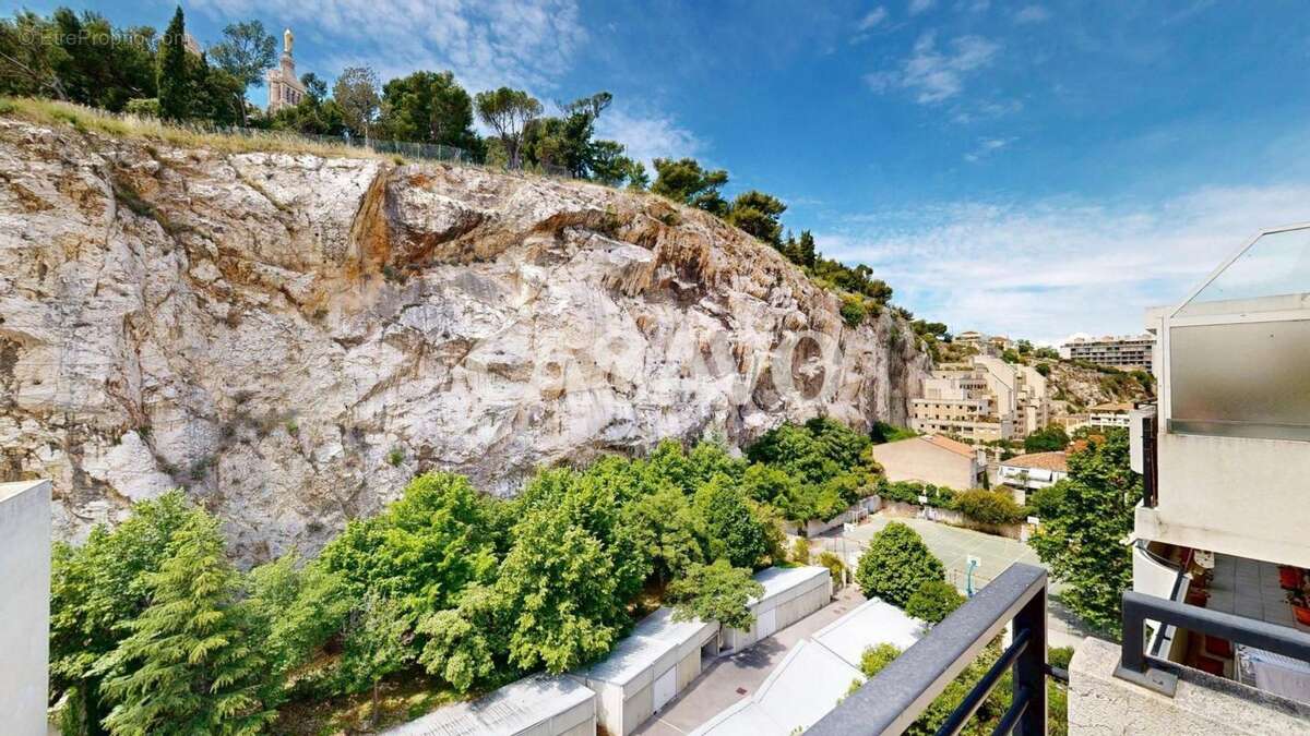 Appartement à MARSEILLE-6E