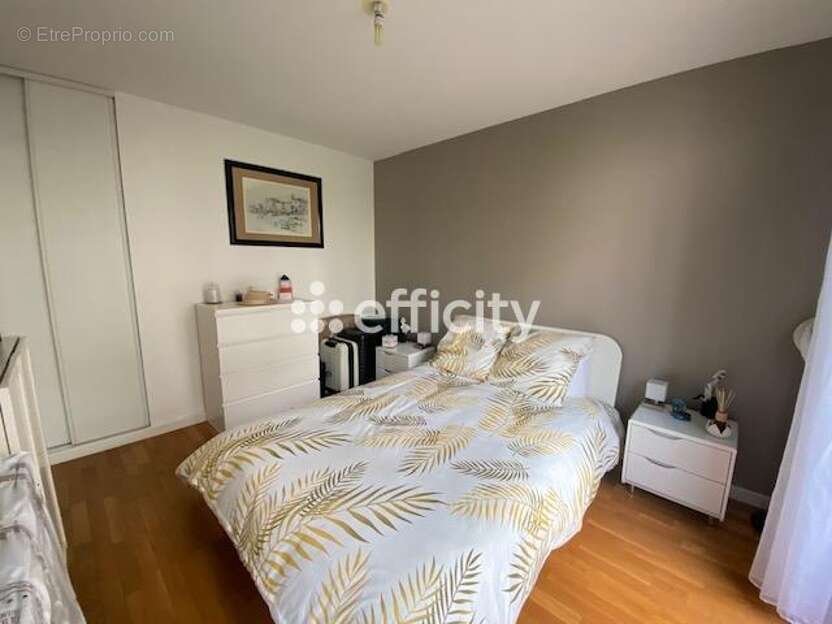 Appartement à ISSY-LES-MOULINEAUX