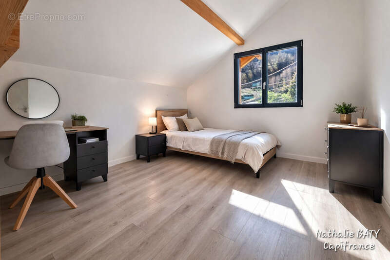 Rare à Val de Chaise: Grande maison familiale de 182 m² habitables + Annexe + Terrain piscinable - photo 6