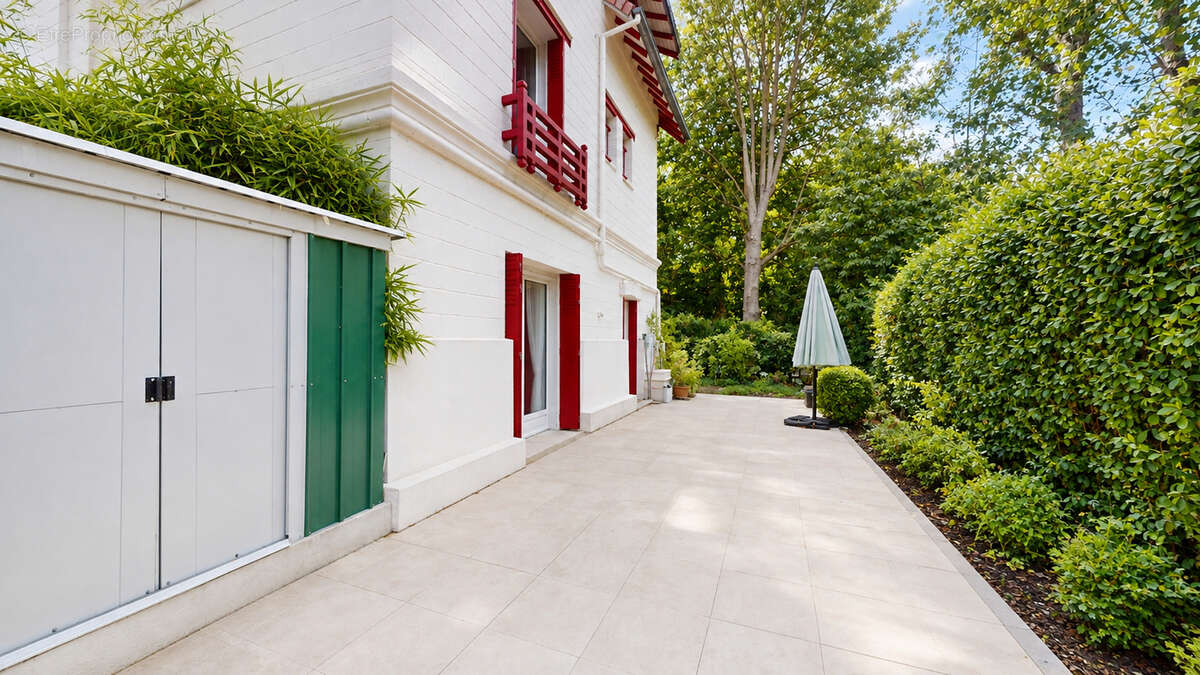 Le Vésinet Sud - Maison de caractère au charme de l'ancien, à 9 minutes à pied du RER A - photo 17