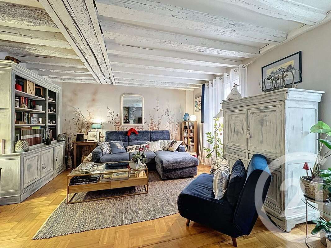 Maison à SAINT-MERY