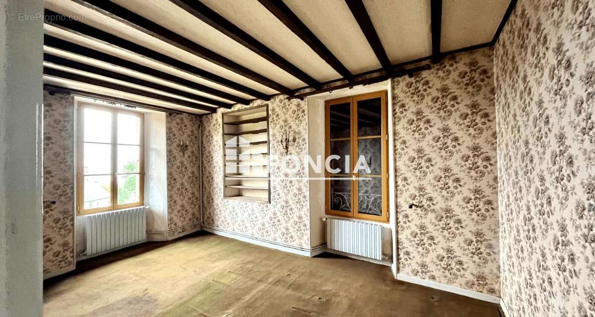 Maison à LA MOTTE-D'AVEILLANS