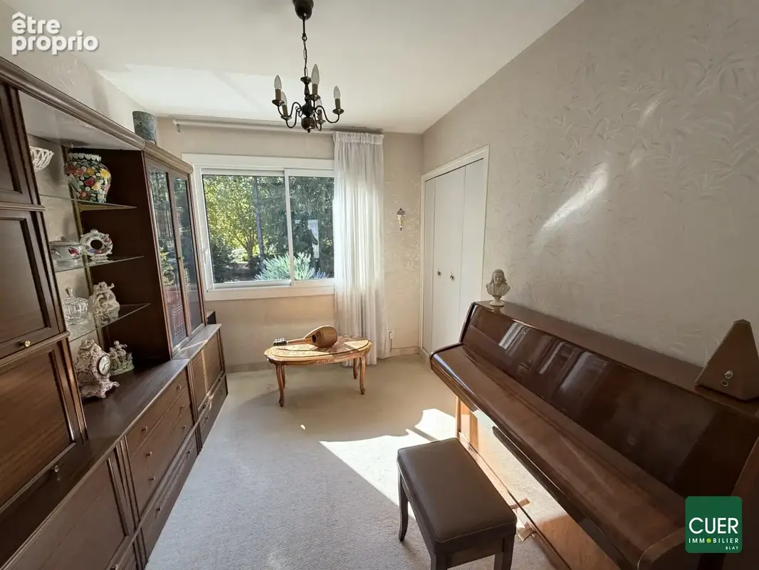Maison 9 pièces 245 m² à vendre à La Roche-De-Glun (26600) - photo 3