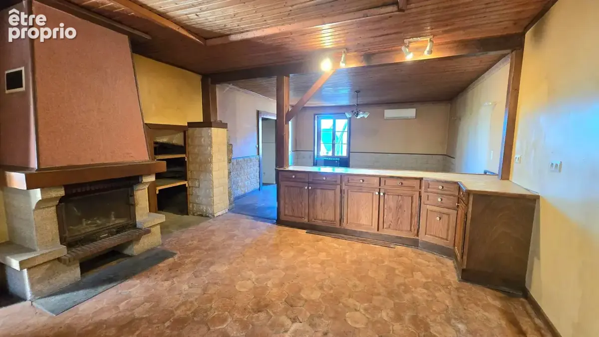 Maison 6 pièces 177 m² à vendre à Saint-Laurent-La-Roche (39570) - photo 5