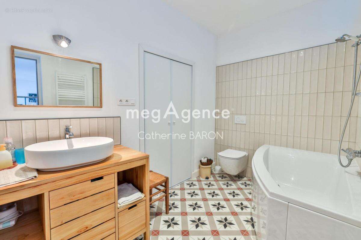 Appartement à LE DOUHET