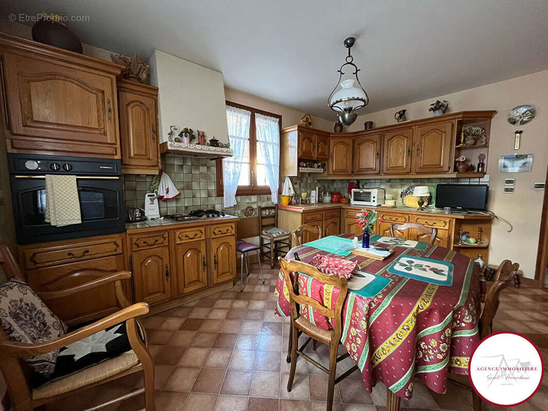 Appartement à SAINT-AMAND-MONTROND