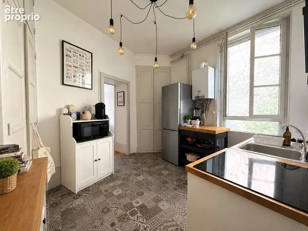 DIJON Wilson/Centre-ville  Appartement de charme 2 chambres + bureau indépendant - photo 2