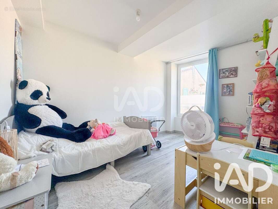 Appartement 66 m² à Saint-Affrique  - photo 4