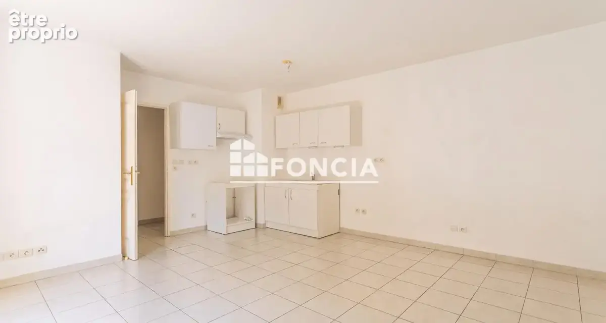  à vendre – t2 avec terrasse & box – chateaubanne, la seyne-sur-mer  - photo 3