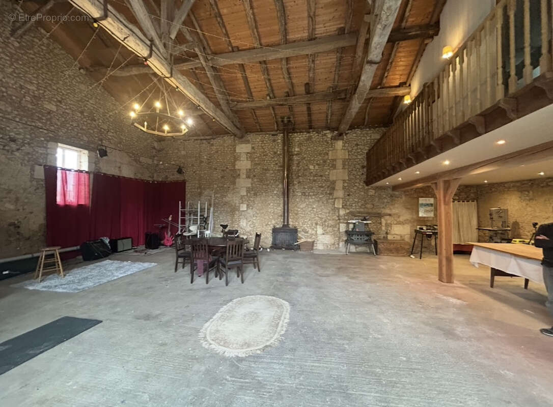 Maison à VANXAINS