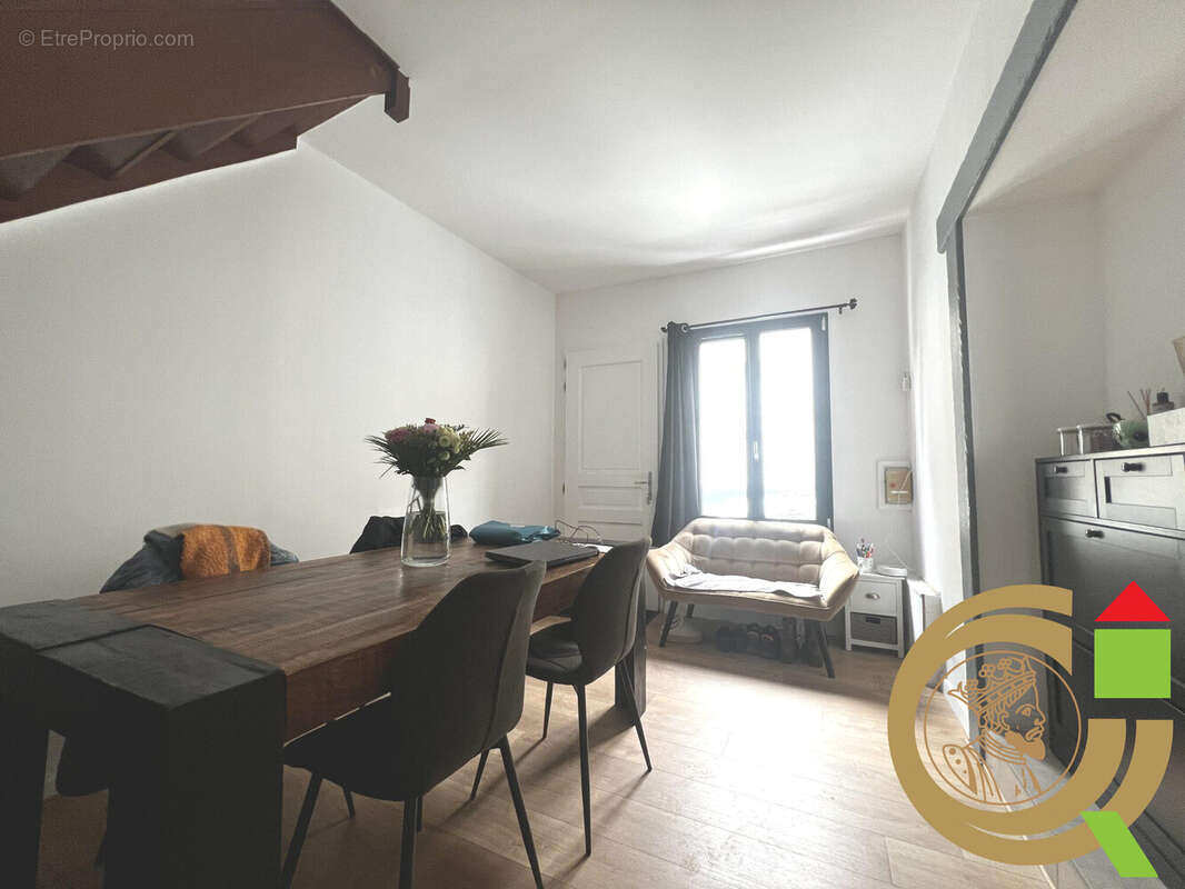 Maison à MONTREUIL