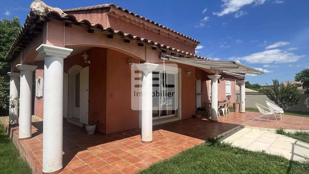 Villa provencale plain pied avec piscine - photo 4