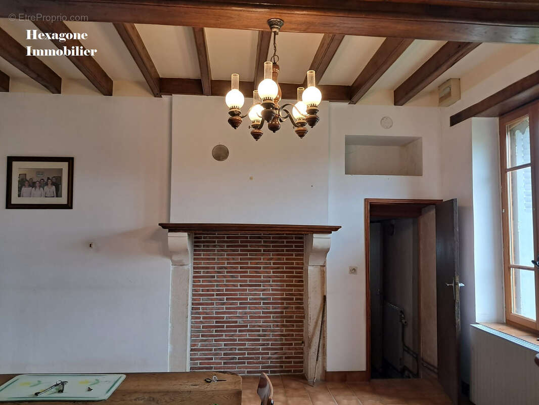 Maison à SURY-PRES-LERE