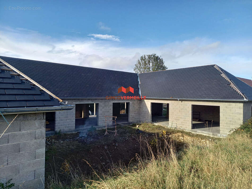 Maison à MONTREUIL-L'ARGILLE