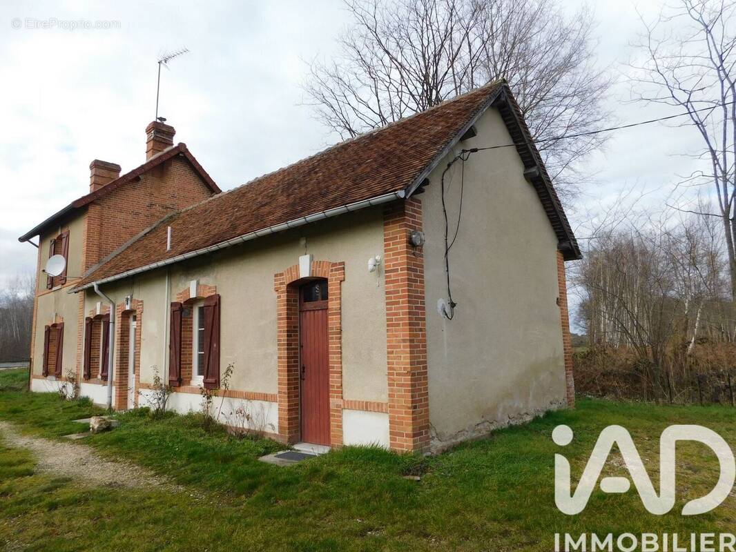 Photo 1 - Maison à SALBRIS