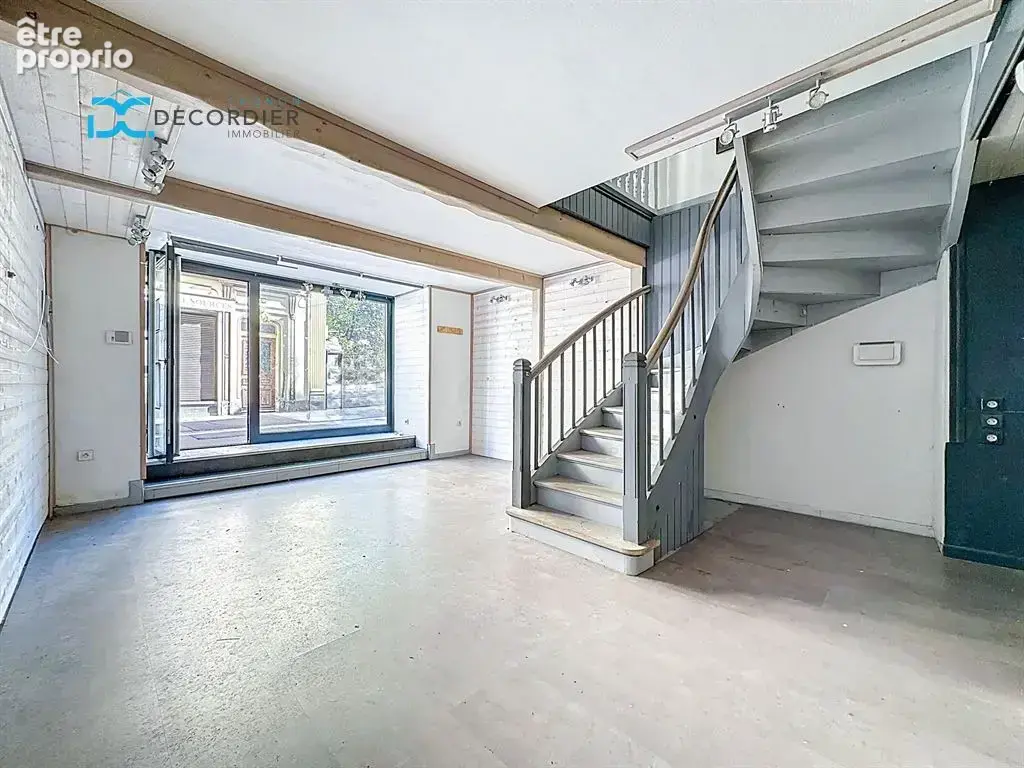Evian rue petionne - local a vendre - photo 5