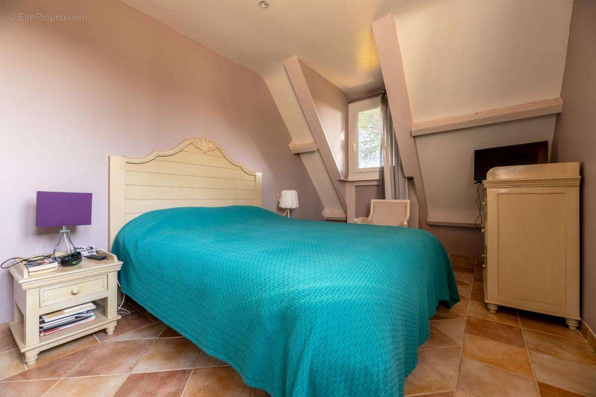 Maison à COULOUNIEIX-CHAMIERS